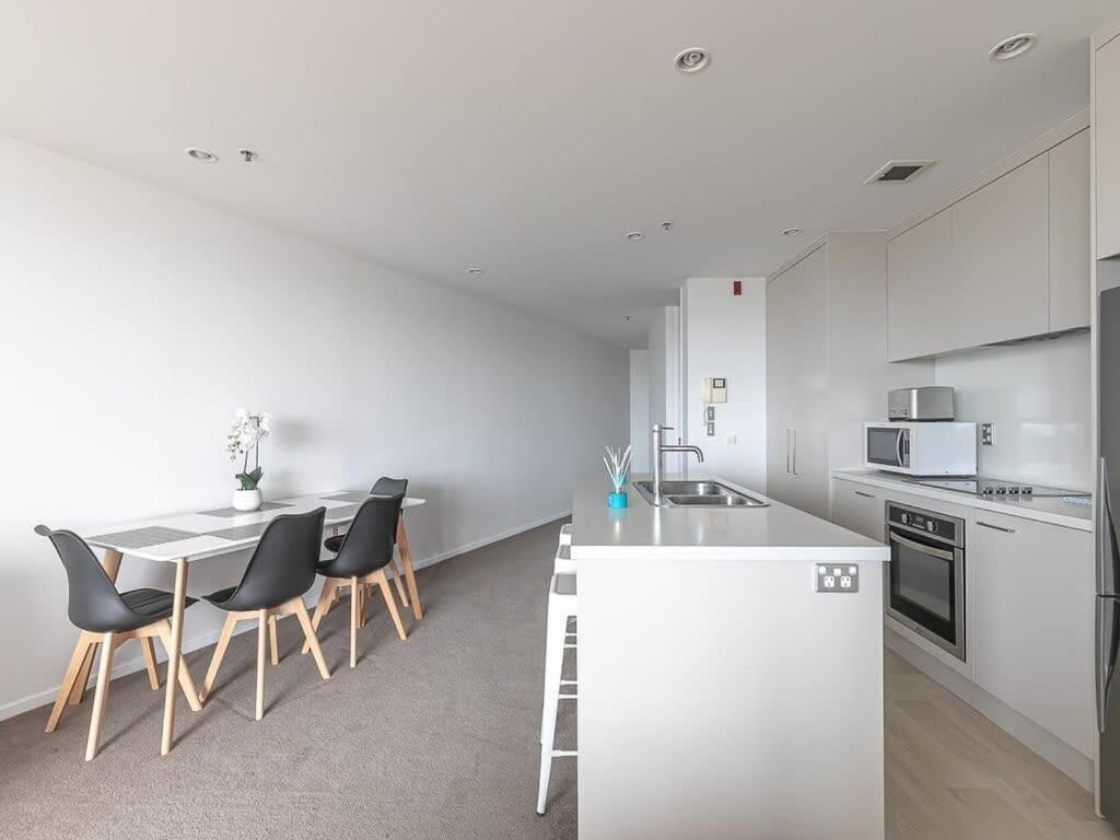 Beautiful Sky Tower View Home Near K' Road W/ Free Parking Auckland Eksteriør billede